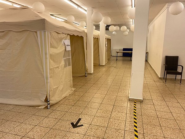 Pavillions als Impfkabinen