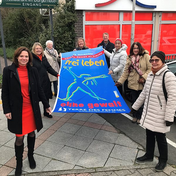 Zeichen setzen gegen Gewalt an Frauen