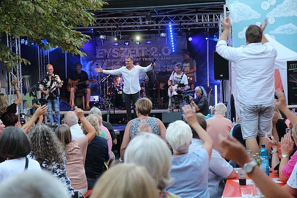 Band Eyszeit auf der Bühne